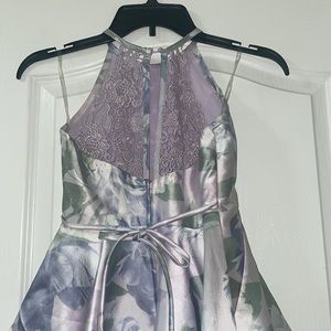 Girls Floral/ Lilac Dress size 7 and Size 14